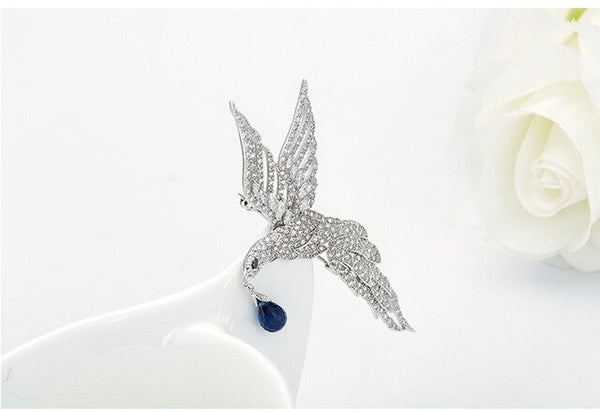 Luxury Delicate Micro Paved Tiny Zircon Crystal Eagle Shape Animal Brooches Women Wedding Party Jewelry Accessories 4 colors